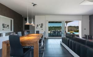 A seating area at Villa Daiana by Perle di Puglia