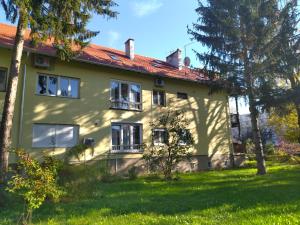 Vonkajšia záhrada v ubytovaní Apartment Angel Zagreb 1
