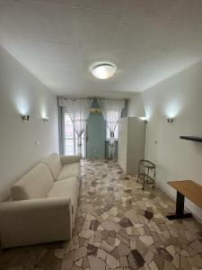 Posezení v ubytování Cozy home baranzate