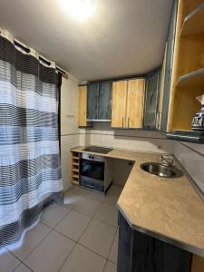 Køkken eller tekøkken på BEM acogedora y muy céntrica