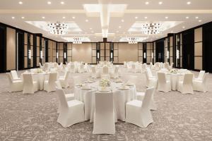 Restaurace v ubytování JW Marriott Hotel Muscat + 37 fotografií