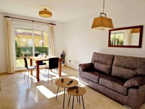 Et opholdsområde på Ground floor Apt in Atalaya