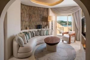 Posezení v ubytování Hotel Cala di Volpe, a Luxury Collection Hotel, Costa Smeralda