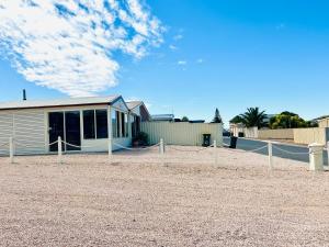 Gallery image of Wallaroo Sunset home in Wallaroo