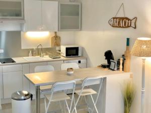 Zdjęcie z galerii obiektu Le Brusc. Design, Parking, Wifi & Double Vue! w mieście Six-Fours-les-Plages +25 zdjęć