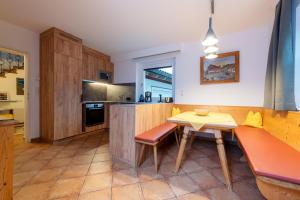 Kuchyňa alebo kuchynka v ubytovaní Chalet Georg