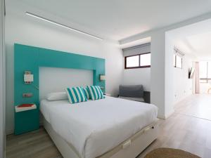 Posteľ alebo postele v izbe v ubytovaní Aguila Beach Ocean View By CanariasGetaway