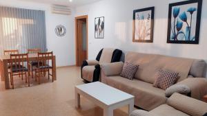 O zonă de relaxare la Canet de Berenguer playa, cerca de Valencia , WIFI, SmartTV 40"