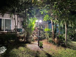 Zahrada ubytování WildHomeบ้านพัก ปากช่อง-เขาใหญ่