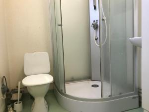 Koupelna v ubytování Ramsjö Camping Stuga