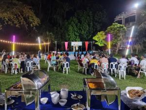 Hosté ubytování Palmeraiebeach Resort Rayong ปาล์มมาลี บีช รีสอร์ท ระยอง 罗勇棕榈树海滩酒店 + 37 fotografií
