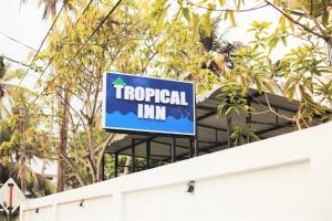 Certifikát, hodnocení, plakát nebo jiný dokument vystavený v ubytování Tropical Inn