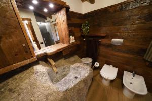 Bagno di RUSTICO VIGNA casa vacanze