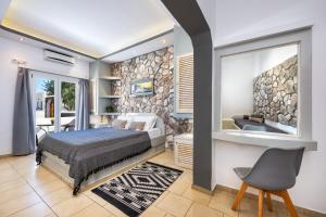 Postel nebo postele na pokoji v ubytování Plastiras Rooms