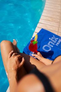 Bazén v ubytování Hotel Onix nebo v jeho okolí