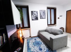 TV a/nebo společenská místnost v ubytování MiloHome - Verona