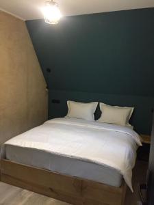 Letto o letti in una camera di Valley Park Dilijan