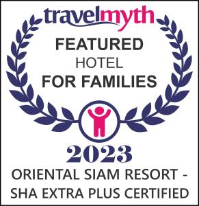 een logo voor een hotel voor gezinnen met een laurierkrans bij Oriental Siam Resort - SHA Extra Plus Certified in Chiang Mai