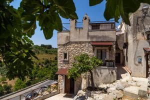 een extern uitzicht op het huis bij Il Pieddo in Vico del Gargano