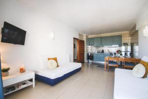 Nhà bếp/bếp nhỏ tại Apartment Atlantic Sea by Algarve Vacation