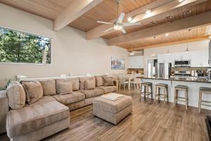 Galeriebild der Unterkunft The perfect Forest Pines getaway in Incline Village