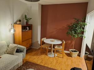Gallery image of Studio cosy vue Cathédrale - Parking privé in Chartres