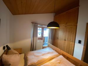 Posteľ alebo postele v izbe v ubytovaní Ferienwohnung HOAMAT