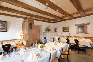 Restaurace v ubytování Gasthof Pitztaler Hof