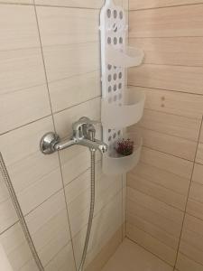 Bilik mandi di New Unique Apartment in Heraklion