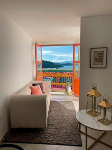 Imagen de la galería de Apartamento 306 - Vista a la Represa - 1 Habitación - Rentas Cortas Gerencial, en Guatapé