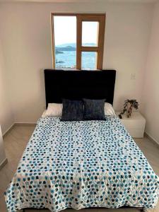 Imagen de la galería de Apartamento 306 - Vista a la Represa - 1 Habitación - Rentas Cortas Gerencial, en Guatapé 43 fotos más