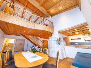 Kuchyň nebo kuchyňský kout v ubytování Chalet in Mittersill near Ski Slopes