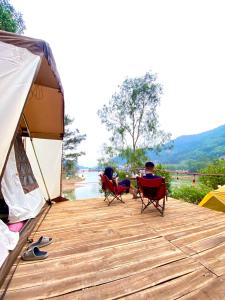 Příroda nedaleko luxury tent