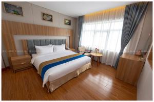 Photo de la galerie de l'établissement Phú Long Tam Kỳ Hotel & Restaurant, à Tam Kỳ