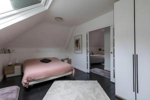 Zdjęcie z galerii obiektu Le Serengeti - Piscine - 9pers - Circuit Bugatti - Rêve au Mans w mieście Le Mans