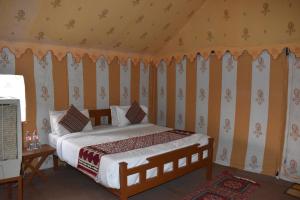 Gallery image of Mumal Desert Camp - Jaisalmer ! in Sām