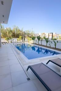 Bazén v ubytování City Napa Seaview Villas - Villa 8 nebo v jeho okolí