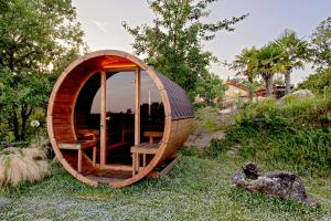 Giardino di Podere La Gualda Vecchia alloggi di charme immersi nel Giardino Emozionale outdoor SPA