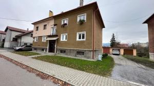 The building in which Az apartmant is located