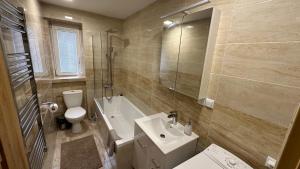 A bathroom at 3 room Apartment, free parking, Liptovský Mikuláš Még 11 kép