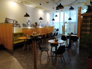 A seating area at Hotel Flóra