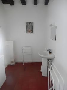 Salle de bains dans l'établissement La Chapelle - Campagne - 8pers - Rêve au Mans