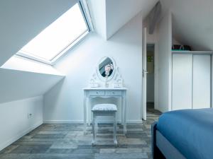 Gallery image of Liris - Hyper Centre - Wifi - 4 personnes - Rêve au Mans in Écommoy +5 photos