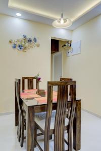 Fotografie z fotogalerie ubytování Luxe 2BHK 10min from GOI airport with Pool access v destinaci Dabolim
