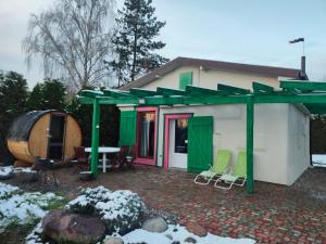 Das Gebäude in dem sich die Lodge befindet