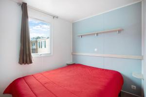 Ένα ή περισσότερα κρεβάτια σε δωμάτιο στο Bungalow T2 I V- 15 Min From Nazaré