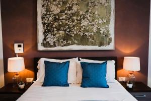 Letto o letti in una camera di Marina with a view / 2 bd flat