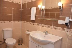 Galeriebild der Unterkunft JURA HOTELS ALTINOLUK THERMAL in Avcılar