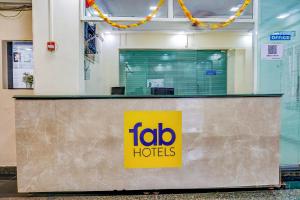 Vstupní hala nebo recepce v ubytování FabHotel Lake View - chinmaya vitthal mandir