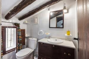 Koupelna v ubytování Casa Rural Atalaya-Coy